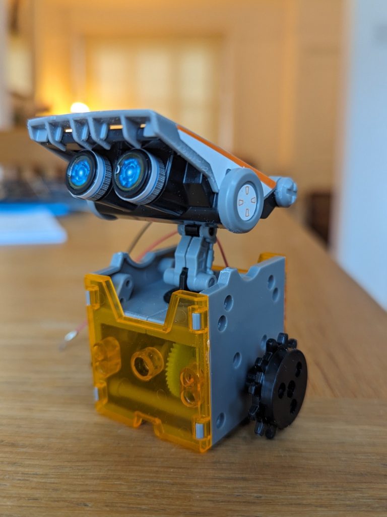 Solar Robot: head and body